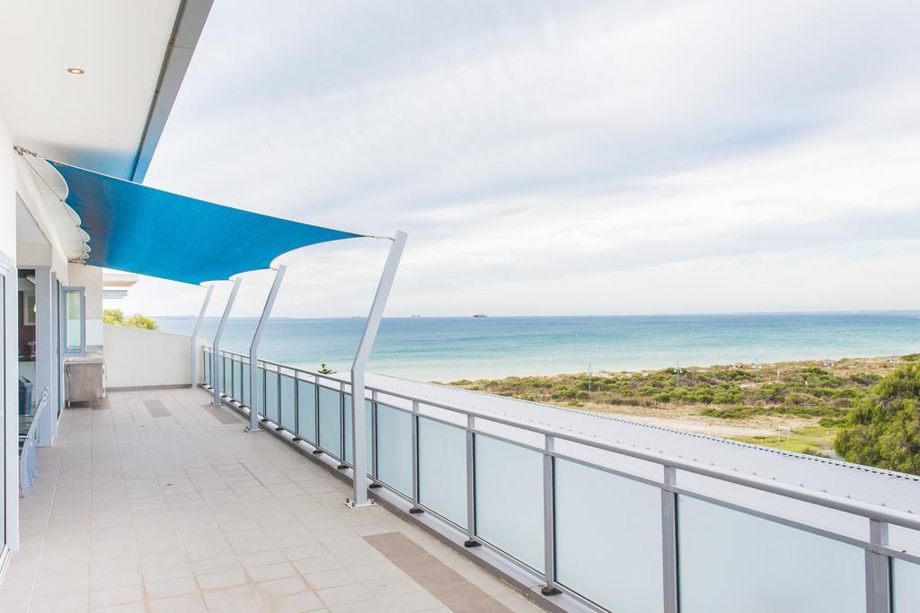 Spinnakers by Rockingham Apartments Exteriör bild